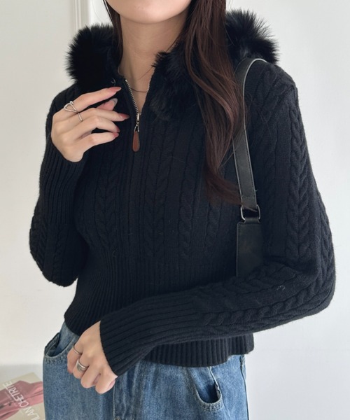 wears(ウェアーズ)の「ファーフード付きケーブルニットジップカーディガン(カーディガン/ボレロ・レディース・アイボリー/グレー/ブラック・FREE)」の1枚目の写真