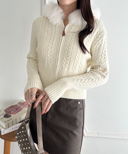 wears(ウェアーズ)の「ファーフード付きケーブルニットジップカーディガン(カーディガン/ボレロ・レディース・アイボリー/グレー/ブラック・FREE)」の7枚目の写真