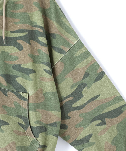 WHITELAND（ホワイトランド）の「WHITELAND/ホワイトランド/ZIP UP CAMO HOODIE（パーカー・レディース・その他2・F）」の4枚目の写真