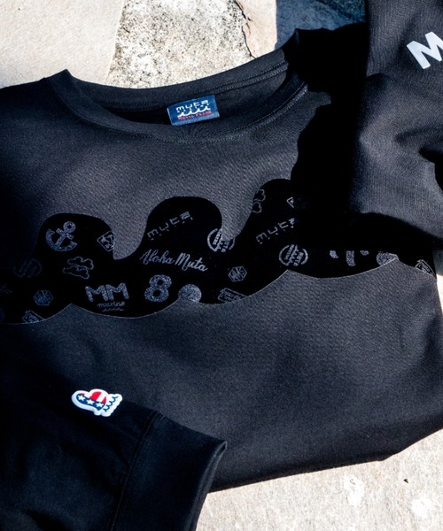 muta marine(ムータ・マリン)の「muta MARINE/ムータ マリン/別注 Emboss Frocky LS TEE(Tシャツ/カットソー・メンズ・ブラック/ホワイト・M/L/XL)」の1枚目の写真