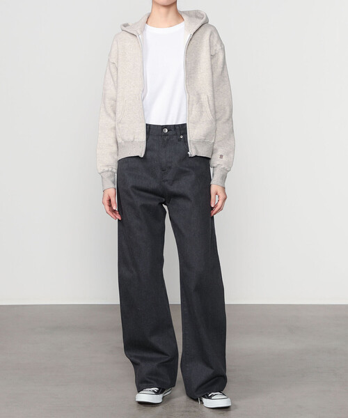 TICCA（ティッカ）の「TICCA | 〈別注〉 ダウニーウラケ ジップパーカー WOMEN（パーカー・レディース・ライトグレー/レッド/チャコール・F）」の17枚目の写真