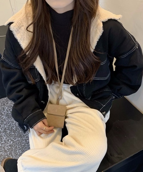 emi+（エミプラス）の「ボアドッキングデニムブルゾン（ブルゾン・レディース・ブラック・FREE）」の5枚目の写真