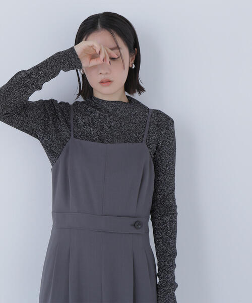 NATURAL BEAUTY BASIC(ナチュラルビューティーベーシック)の「◇シャイニーハイネックニット(ニット/セーター・レディース・ブラック/ブルー/ベージュ・FREE)」の6枚目の写真