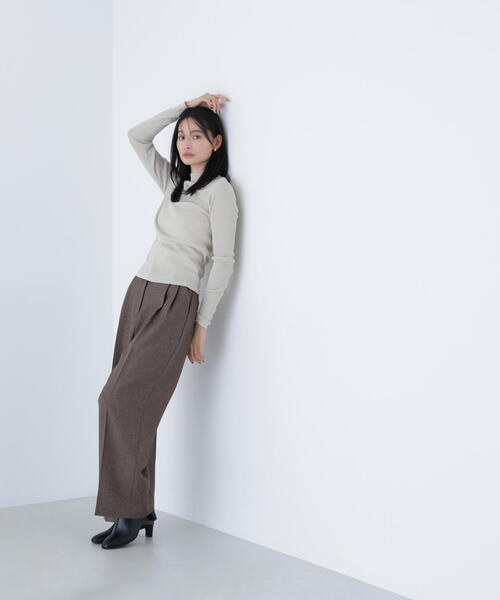 NATURAL BEAUTY BASIC(ナチュラルビューティーベーシック)の「◇シャイニーハイネックニット(ニット/セーター・レディース・ブラック/ブルー/ベージュ・FREE)」の14枚目の写真