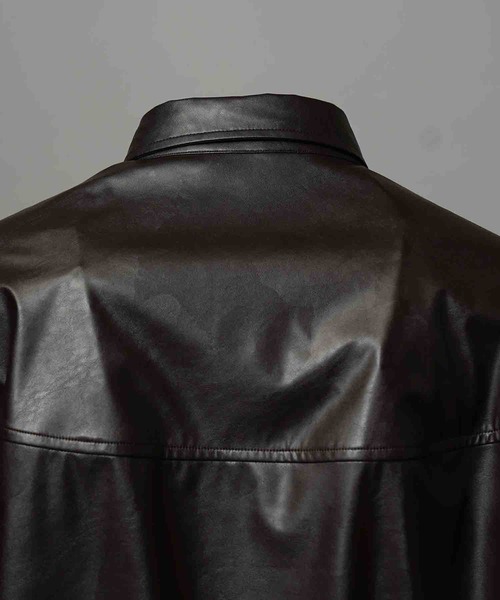 MAISON SPECIAL(メゾンスペシャル)の「《UNISEX》Curve Switching A Light Eco Leather Shirt/カーブスウィッチングAライトエコレザーシャツ【MAISON SPECIAL/メゾンスペシャル】■セットアップ対応■(シャツ/ブラウス・メンズ・ブラック/ブラウン・0/1/2)」の18枚目の写真