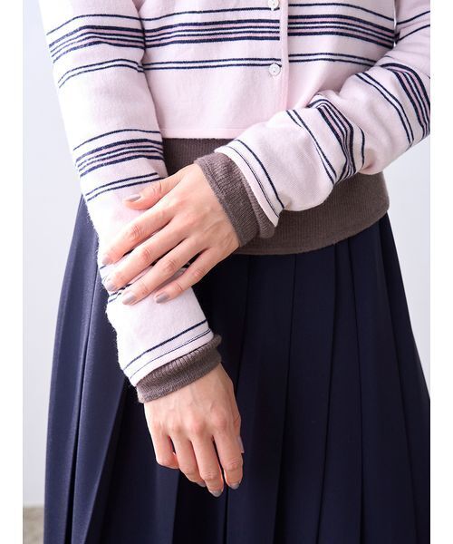SNIDEL（スナイデル）の「Sustainableレイヤードニットプルオーバー（ニット/セーター・レディース・ライトピンク/ライトブルー/ネイビー・F）」の19枚目の写真