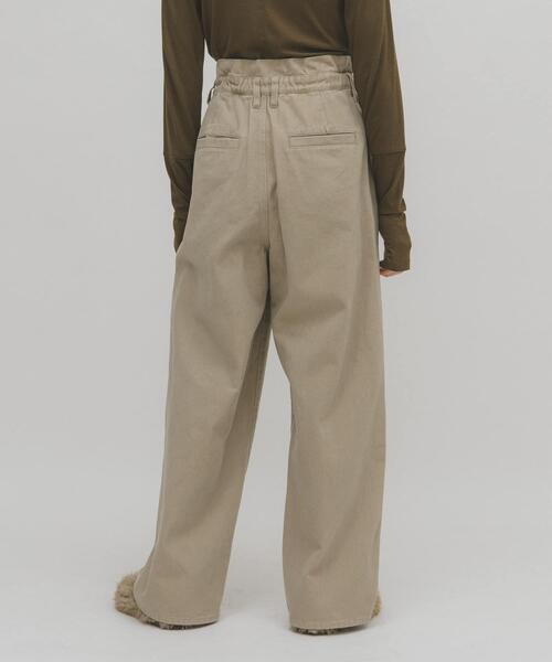 KBF（ケイビーエフ）の「フリルウエストツイルパンツ（その他パンツ・レディース・ベージュ/グレー/ブラウン・ONE）」の7枚目の写真
