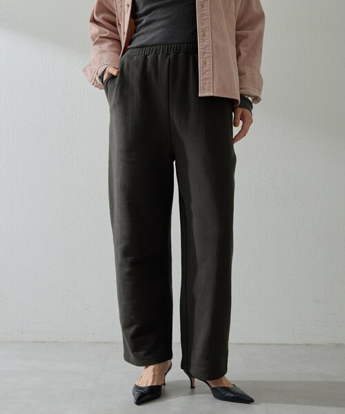 Whim Gazette（ウィムガゼット）の「裏毛ワイドパンツ（スウェットパンツ・レディース・モカ/チャコールグレー・FREE）」の2枚目の写真