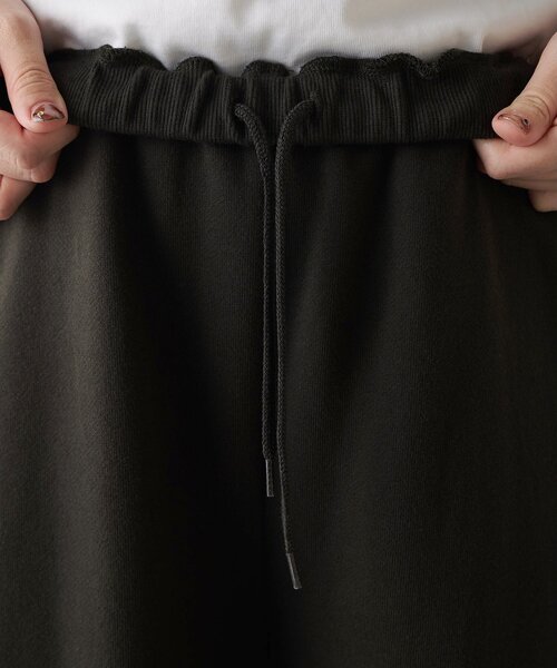 Whim Gazette（ウィムガゼット）の「裏毛ワイドパンツ（スウェットパンツ・レディース・モカ/チャコールグレー・FREE）」の13枚目の写真