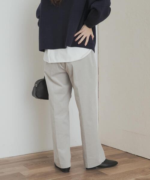 URBAN RESEARCH DOORS(アーバンリサーチドアーズ)の「『UR TECH』コーデュロイトラウザーパンツ(その他パンツ・レディース・ベージュ系その他/ライトグレー・SMALL/MEDIUM)」の5枚目の写真