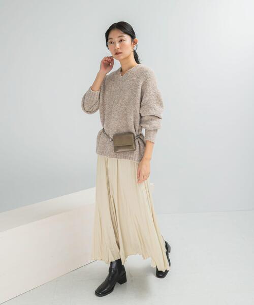 WEB限定』Vネックカーブスリーブニット（ニット/セーター）｜URBAN