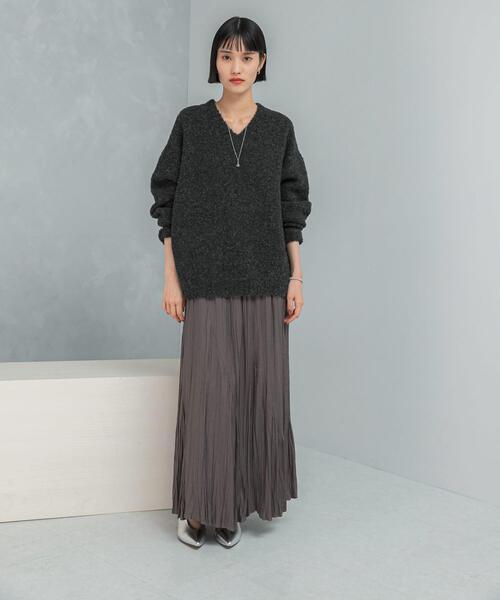 WEB限定』Vネックカーブスリーブニット（ニット/セーター）｜URBAN