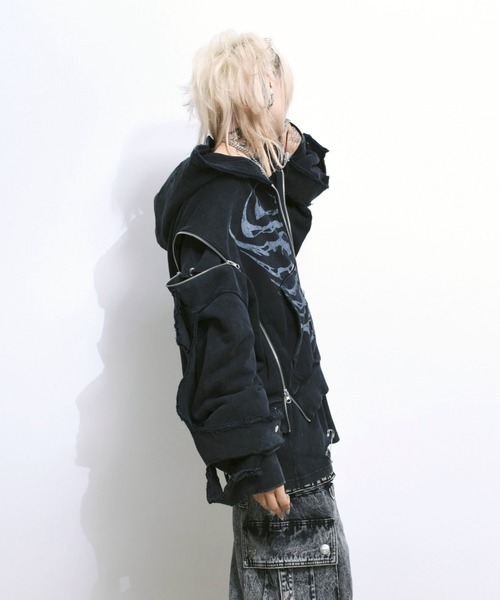 TRAVAS TOKYO（トラバス トウキョウ）の「『TRAVAS TOKYO/トラバス トーキョー』GEDRAJI x TRAVAS TOKYO イラストプリントZIPパーカー（パーカー・レディース・ブラック/ライトベージュ・FREE）」の14枚目の写真