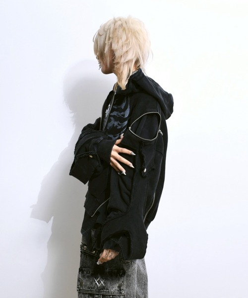 TRAVAS TOKYO（トラバス トウキョウ）の「『TRAVAS TOKYO/トラバス トーキョー』GEDRAJI x TRAVAS TOKYO イラストプリントZIPパーカー（パーカー・レディース・ブラック/ライトベージュ・FREE）」の15枚目の写真