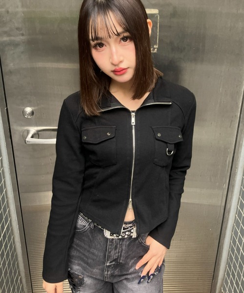 .KOM(ドットコム)の「A'GEM/9 × .kom 『.KOM/ドットケーオーエム』Front Pocket Cropped Zip Top/Y2Kフロントポケットクロップドジップトップ(その他トップス・レディース・グレー/アイボリー/ブラック・FREE)」の4枚目の写真