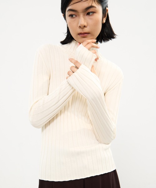 STUDIOUS（ステュディオス）の「【STUDIOUS/ステュディオス】Silk Viscorse Wide Rib KT/シルクビスコースワイドリブニット（ニット/セーター・レディース・ブラウン/ブラック/オフホワイト・FREE）」の11枚目の写真