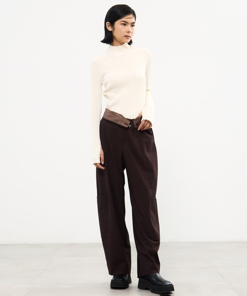 STUDIOUS（ステュディオス）の「【STUDIOUS/ステュディオス】Silk Viscorse Wide Rib KT/シルクビスコースワイドリブニット（ニット/セーター・レディース・ブラウン/ブラック/オフホワイト・FREE）」の5枚目の写真