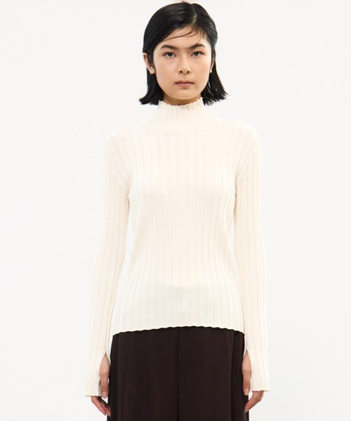 STUDIOUS（ステュディオス）の「【STUDIOUS/ステュディオス】Silk Viscorse Wide Rib KT/シルクビスコースワイドリブニット（ニット/セーター・レディース・ブラウン/ブラック/オフホワイト・FREE）」の15枚目の写真