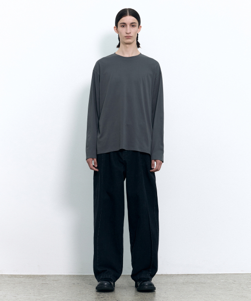 INSILENCE(インサイロンス)の「ワイドバギーデニムパンツ BLACK(デニムパンツ・レディース・その他・SMALL/MEDIUM)」の1枚目の写真