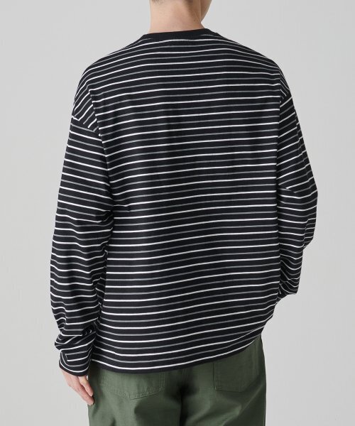 MUSINSA STANDARD（ムシンサスタンダード）の「マルチストライプリラックスド長袖Tシャツ1 [ブラック/ホワイト]（Tシャツ/カットソー・メンズ・その他・MEDIUM/LARGE/X-LARGE/XX-LARGE/SMALL/XXX-LARGE）」の2枚目の写真