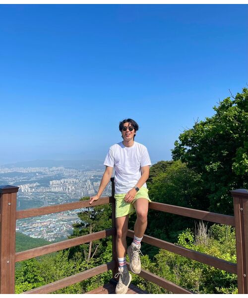MUSINSA STANDARD（ムシンサスタンダード）の「リラックスフィットクルーネックストリングTシャツ[クリーム]（Tシャツ/カットソー・メンズ・その他・SMALL/MEDIUM）」の21枚目の写真