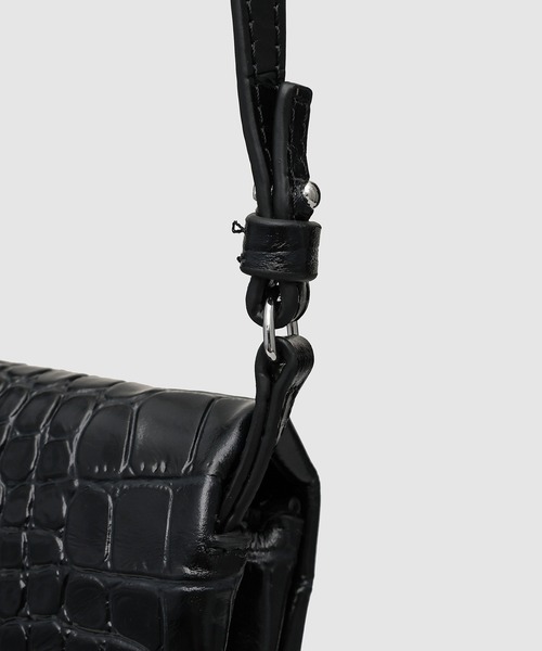 MM6 Maison Margiela（ｴﾑｴﾑｼｯｸｽ ﾒｿﾞﾝ ﾏﾙｼﾞｪﾗ）の「POCHETTE SMALL（ショルダーバッグ・レディース・その他・UNI）」の4枚目の写真