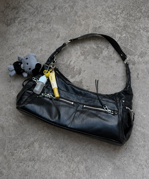 FENNEC（フェネック）の「READY HOBO BAG - BLACK（ショルダーバッグ・レディース・その他・FREE）」の16枚目の写真