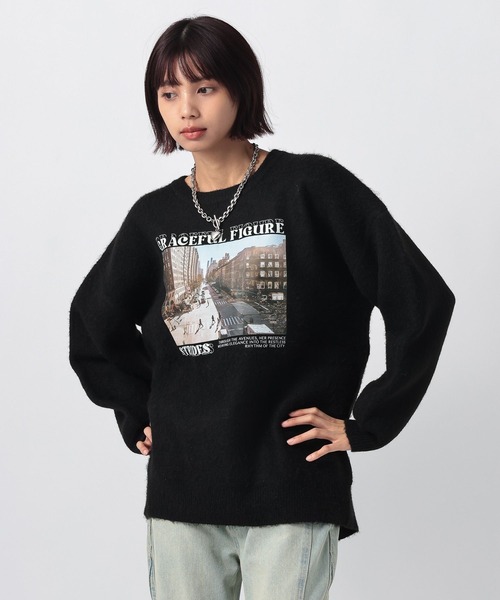 PAGEBOY（ページボーイ）の「フォトプリントニットプルオーバー（ニット/セーター・レディース・ブラック/グレー/レッド・FREE）」の9枚目の写真