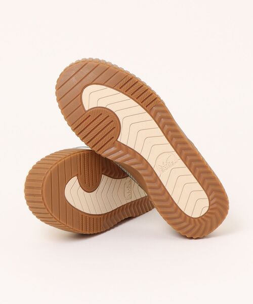 SOREL（ソレル）の「【SOREL】ONA AVE T-TOE（ソレル オーエヌエー アベニュー Tトウ）厚底レザースニーカー NL5269（スニーカー・レディース・ブラック/クリーム/ホワイト・6/6.5/7/7.5/8）」の5枚目の写真
