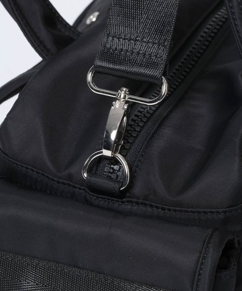 JEANASIS（ジーナシス）の「ナイロンポケットボストン/637897（ボストンバッグ・レディース・ブラック/カーキ・FREE）」の13枚目の写真