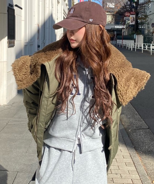 RAY CASSIN(レイカズン)の「ロゴフードパーカー(パーカー・レディース・ネイビー/ホワイト/グレー・S/M)」の9枚目の写真