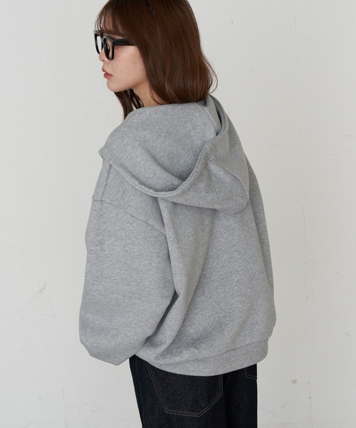 RAY CASSIN(レイカズン)の「ロゴフードパーカー(パーカー・レディース・ネイビー/ホワイト/グレー・S/M)」の11枚目の写真