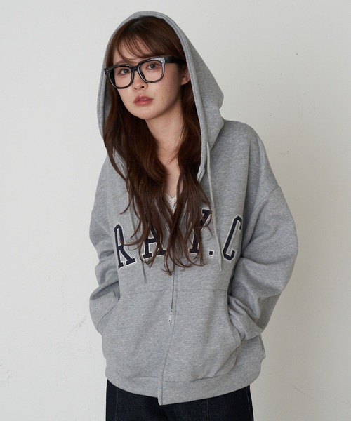 RAY CASSIN(レイカズン)の「ロゴフードパーカー(パーカー・レディース・ネイビー/ホワイト/グレー・S/M)」の10枚目の写真