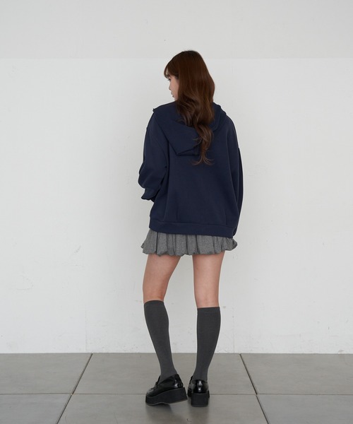 RAY CASSIN(レイカズン)の「ロゴフードパーカー(パーカー・レディース・ネイビー/ホワイト/グレー・S/M)」の21枚目の写真