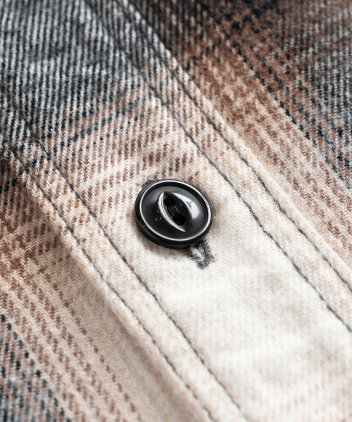 WILD BRICKS(ワイルドブリックス)の「W24 OMBRE PLAID WORK SHIRT (beige)(シャツ/ブラウス・メンズ・その他・LARGE/X-LARGE/MEDIUM)」の7枚目の写真