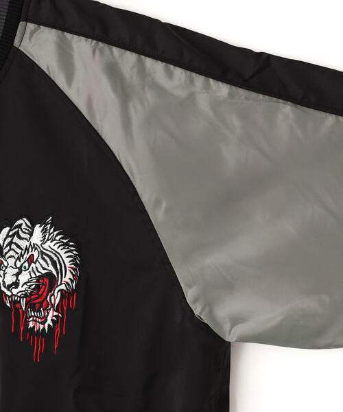 NOT4NERD(ノットフォーナード)の「NOT4NERD/ノットフォーナード/Tiger Satin Blouson Jacket(スカジャン・メンズ・ブラック/ネイビー・XL/M/L)」の13枚目の写真