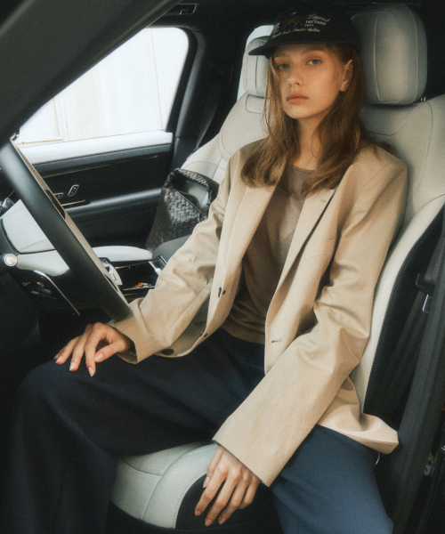WEDNESDAYOASISFORWOMEN（ウェンズデー オアシス フォー ウーマン）の「[アトリエエディション] テーラードブレザー ジャケット_BEIGE(W25-OT05)（その他アウター・レディース・ベージュ・FREE）」の2枚目の写真