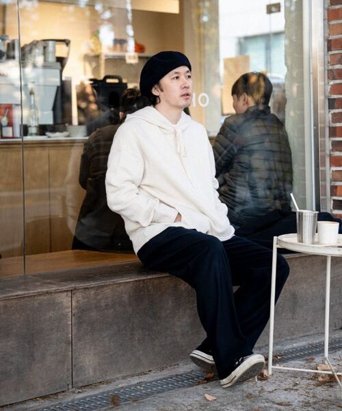 ASTLAY(アストレイ)の「Lambswool Hood Sweater (Cream/Navy)(パーカー・メンズ・その他・3/2)」の8枚目の写真