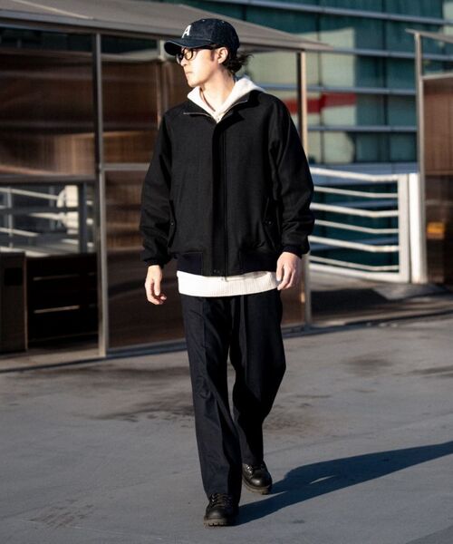 ASTLAY(アストレイ)の「Lambswool Hood Sweater (Cream/Navy)(パーカー・メンズ・その他・3/2)」の13枚目の写真