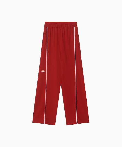 MENASOO（ミナス）の「Line Point Pin Tuck Cotton Pants_Red（スウェットパンツ・レディース・レッド・2/1）」の9枚目の写真