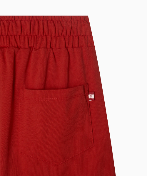MENASOO（ミナス）の「Line Point Pin Tuck Cotton Pants_Red（スウェットパンツ・レディース・レッド・2/1）」の12枚目の写真