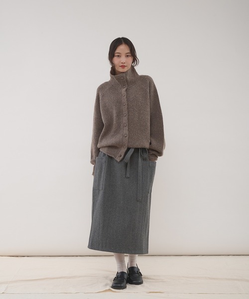 MUHET(ミュエータ)の「wool-blend tie-waist pocket skirt / ウールブレンドポケットスカート(スカート・レディース・グレー/ネイビー・LARGE/MEDIUM)」の5枚目の写真