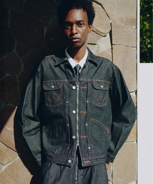 Camphor wood（カンファーウッド）の「【 Wrangler × CamphorWood 】custom 2way trucker denim jacket【124MJ×24MJZ】/ 【ラングラーコラボレーション】カスタム2WAYデニムジャケット（その他アウター・メンズ・ブラック系1・SMALL/MEDIUM/LARGE）」の6枚目の写真