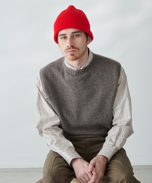 ROBERT MACKIE（ロバートマッキー）の「MACKIE | ウール リブニットビーニー UNISEX（ニットキャップ/ビーニー・レディース・グレー/キャメル/ピンク/レッド/ベージュ/グリーン系その他/パープル/イエロー系その他/ブラック/オフホワイト/ブルー・F）」の17枚目の写真