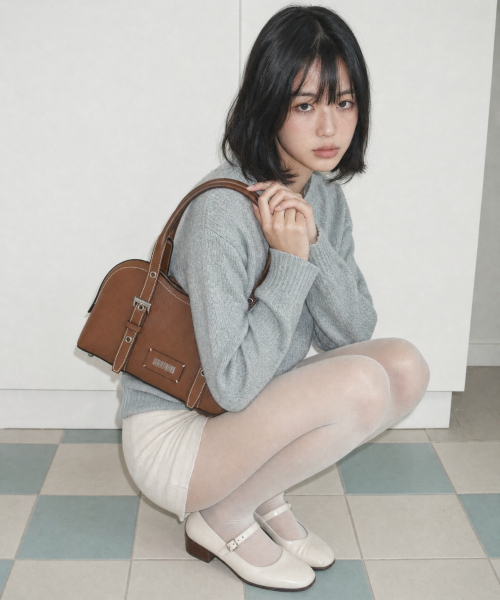PLEATICA(プリティカ)の「アークバッグ スモール ブラウン / レディース レザー ベルトバッグ(ショルダーバッグ・レディース・その他・FREE)」の1枚目の写真