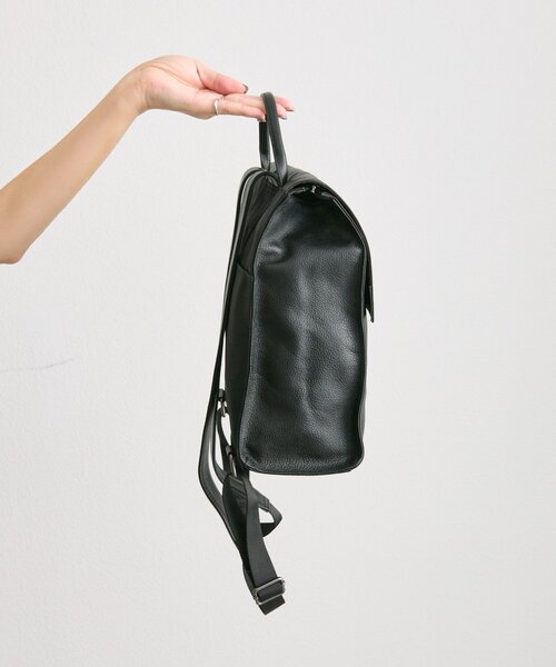 本革/A4サイズ対応》レザーフラップリュック（バックパック/リュック