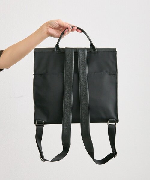 本革/A4サイズ対応》レザーフラップリュック（バックパック/リュック