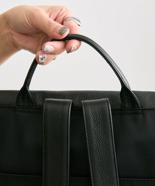 本革/A4サイズ対応》レザーフラップリュック（バックパック/リュック