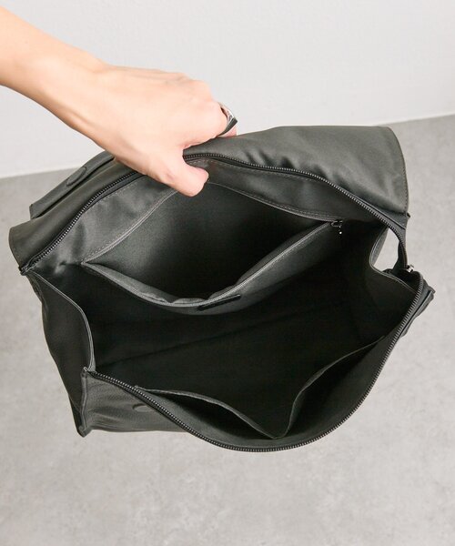 本革/A4サイズ対応》レザーフラップリュック（バックパック/リュック