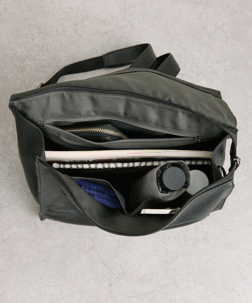 セール】《本革/A4サイズ対応》レザーフラップリュック（バックパック